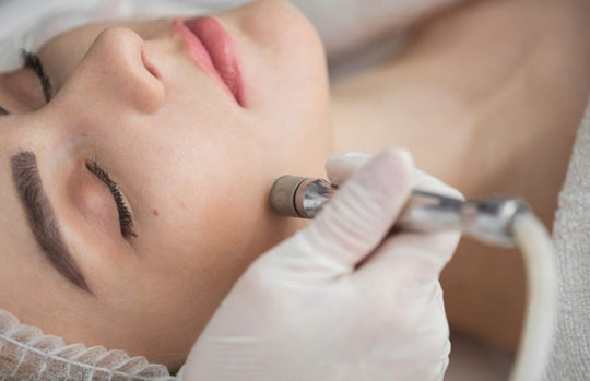 Hydrodermabrasion vs. Microdermabrasion: Which is Right for You? - Cavitation Machines